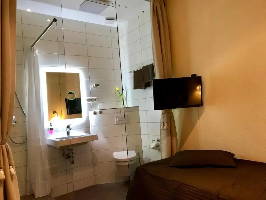 Pension Karina Schwerin - Chambres