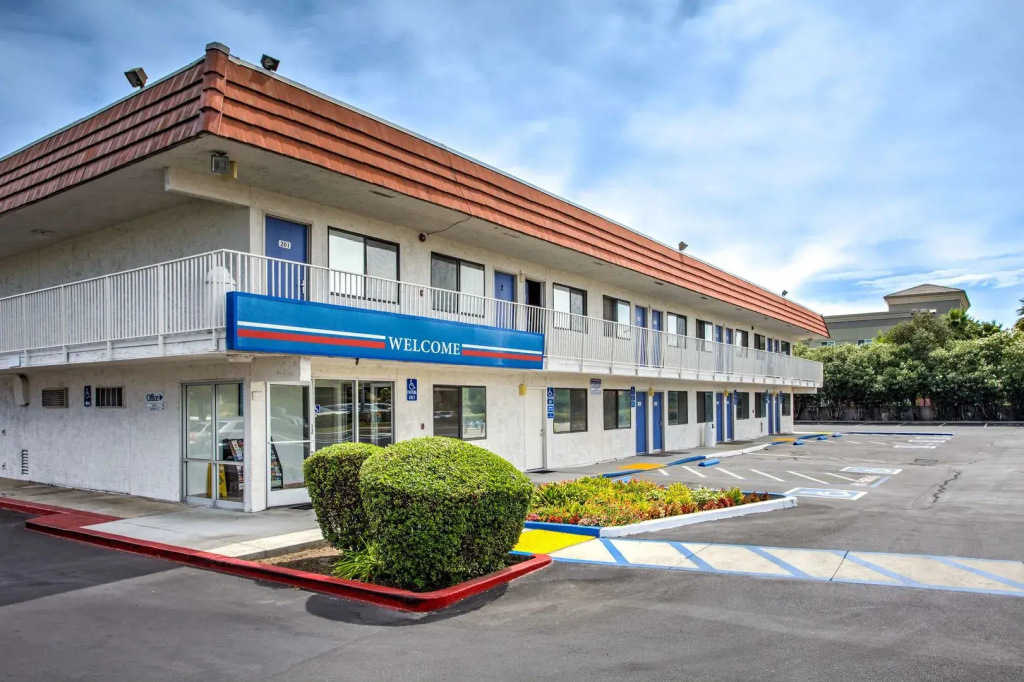 Motel 6 Vacaville, CA