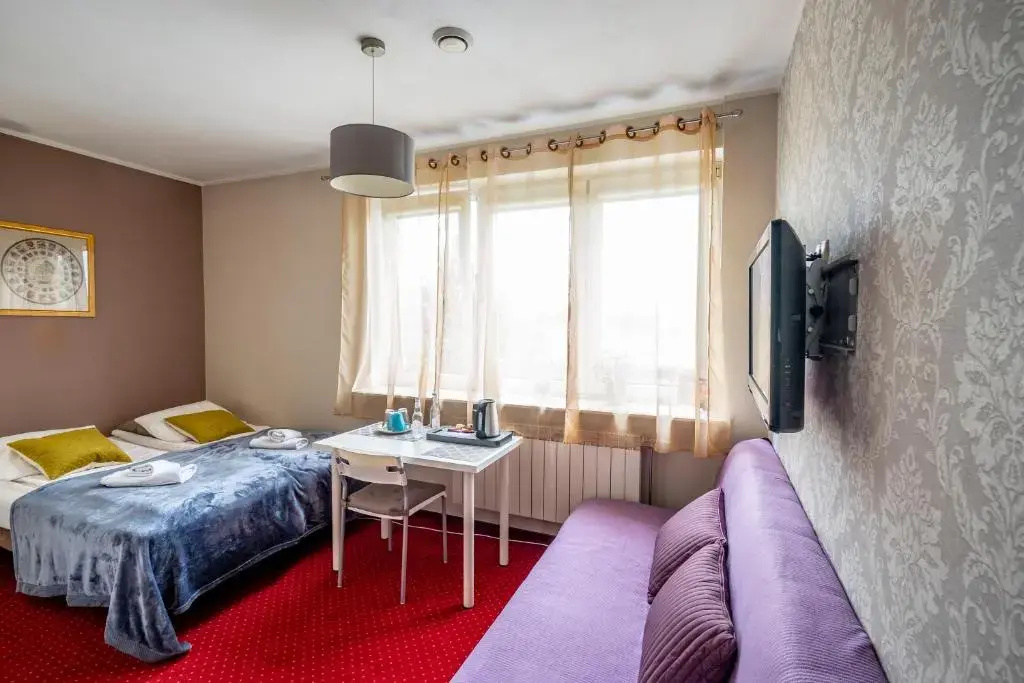 Standard Double room (full double bed)