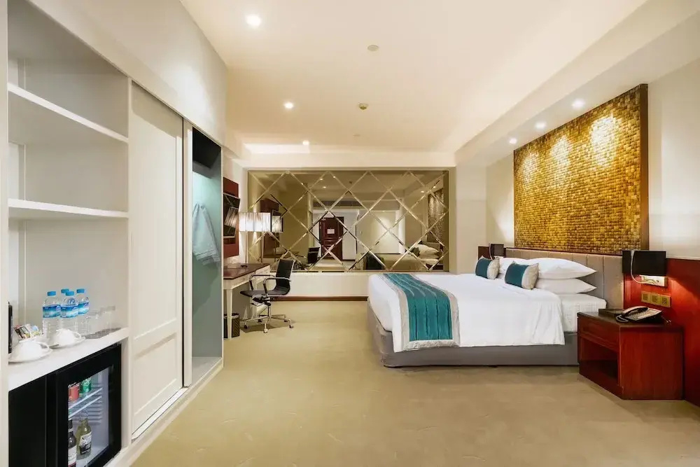 Hotel photo 13