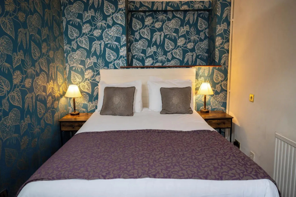 Cross Hands Hotel Old Sodbury by Greene King Inns - Général