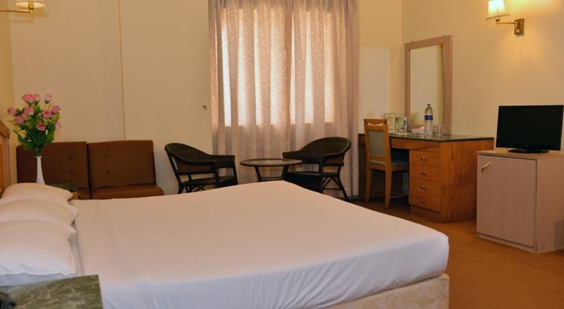 Rush Inn Hotel