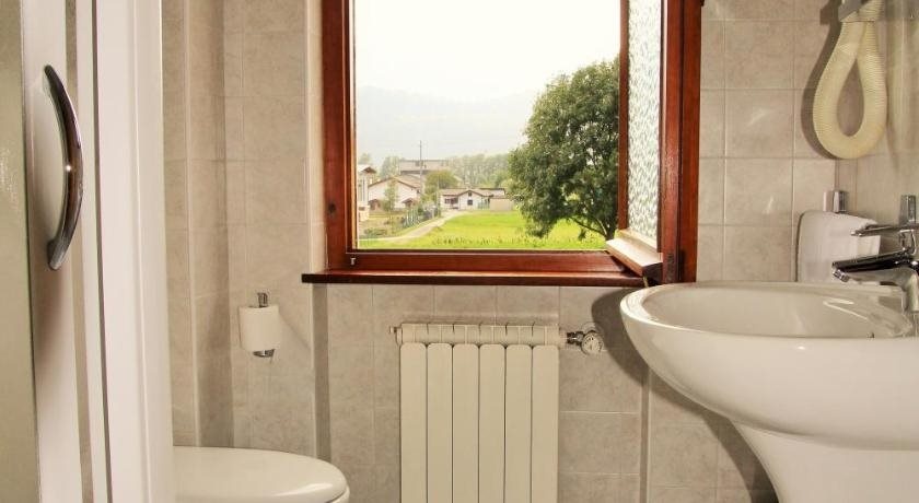 Balcony & Terrace