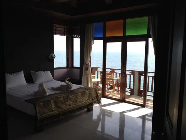 Balcony & Terrace