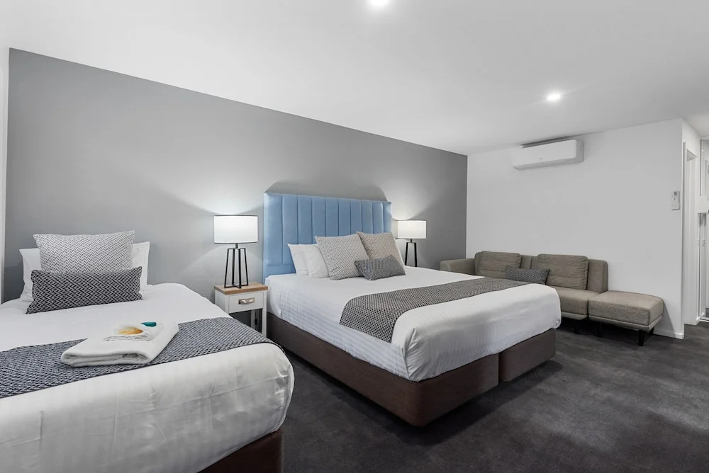 Premier room