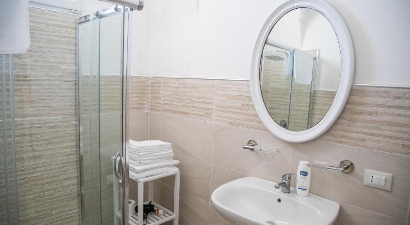 gallery_image_hidden_13