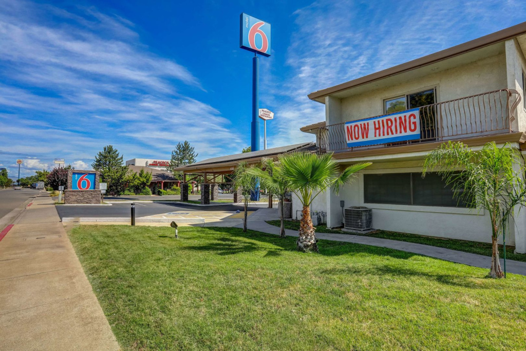 Motel 6 Anderson, CA - Redding Airport