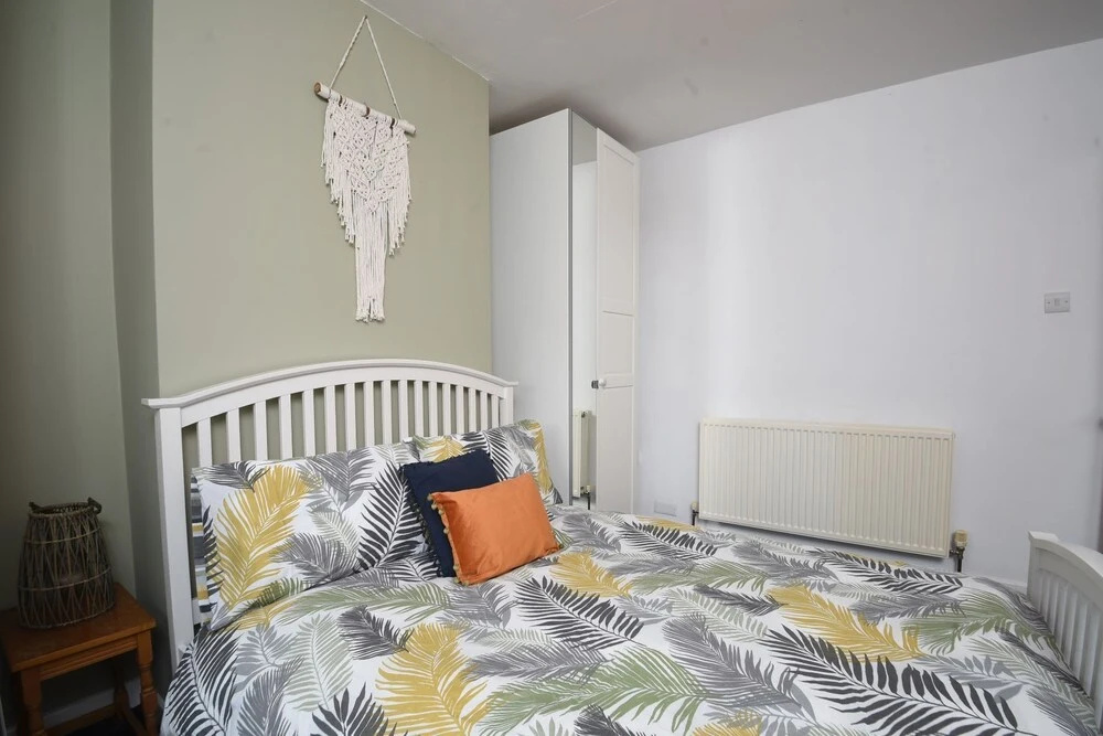 Cosy and Modern 2 Bed Family House in Abergele