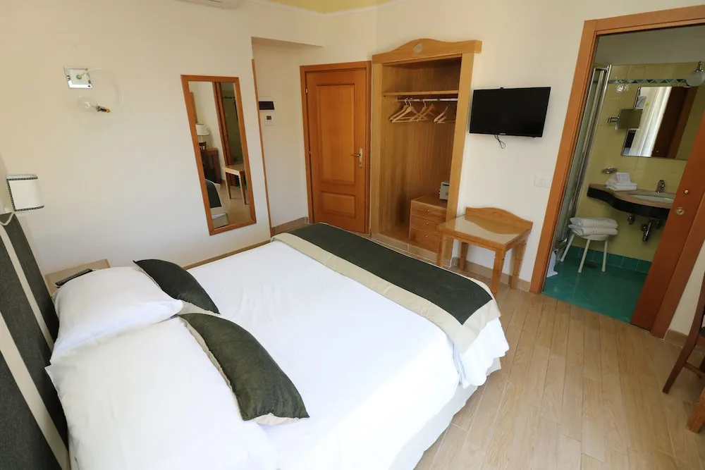 Hotel Tourist - Chambres