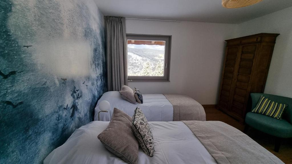 Standard Double room with mountain view (full double bed)