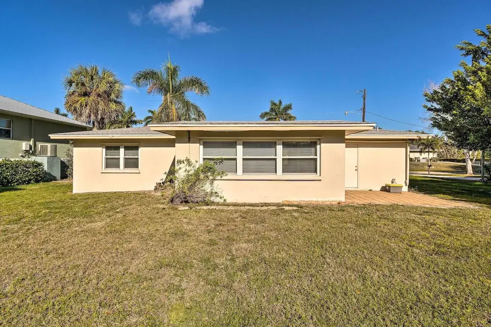 Punta Gorda Home With Backyard ~ 1 Mile to Dtwn!