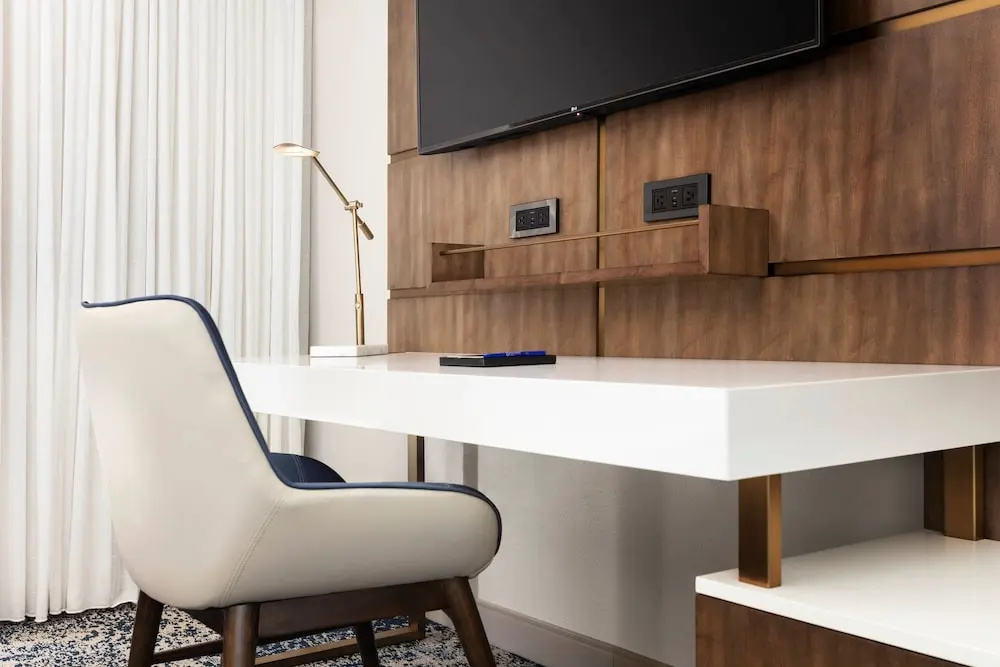 Delta Hotels by Marriott Virginia Beach Waterfront Suites - Chambres