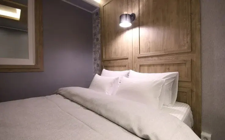 Gumi Indong Hotel Comma