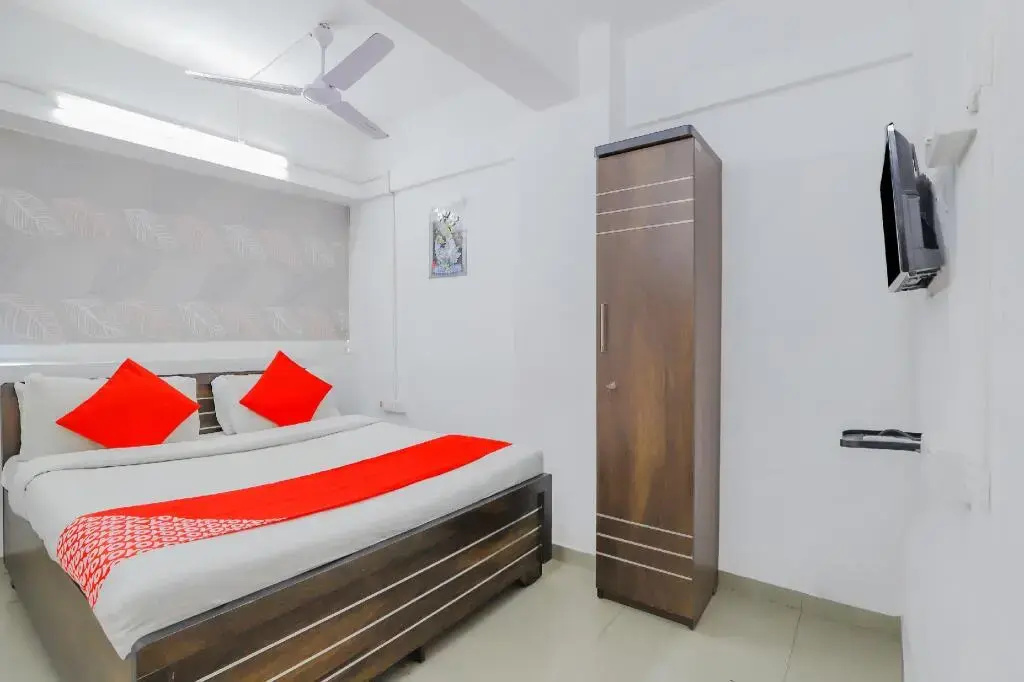 Hotel Laksh by OYO Rooms