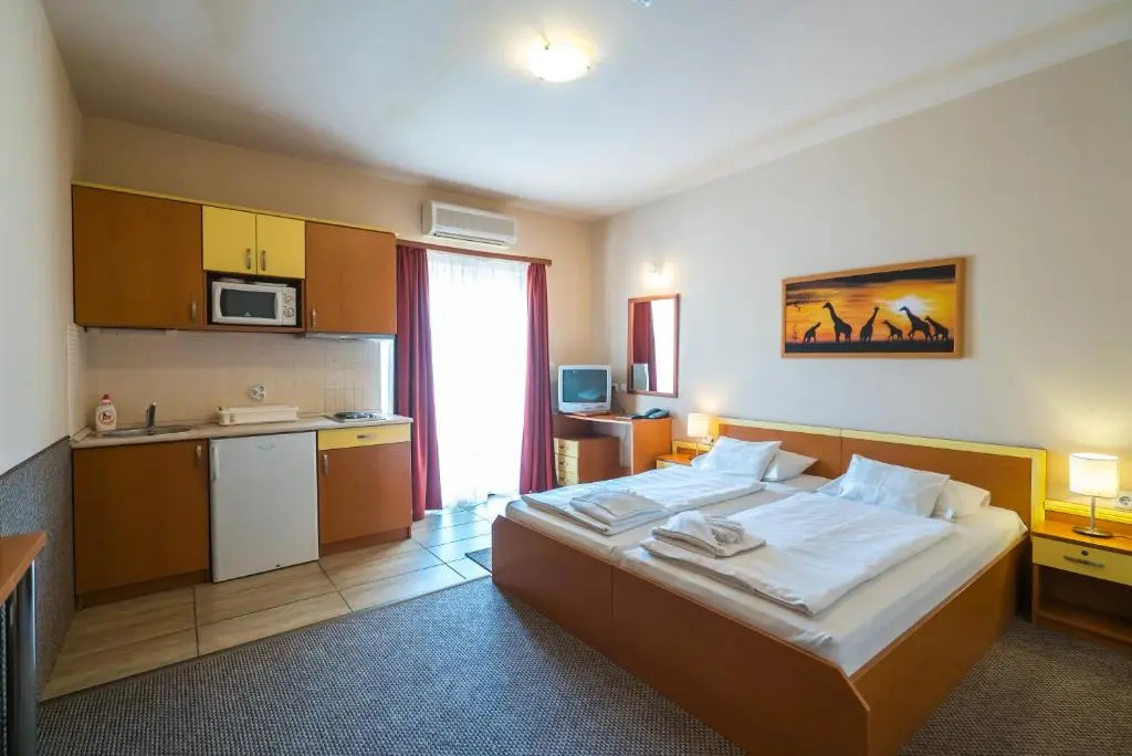 Beach Hotel - Chambres