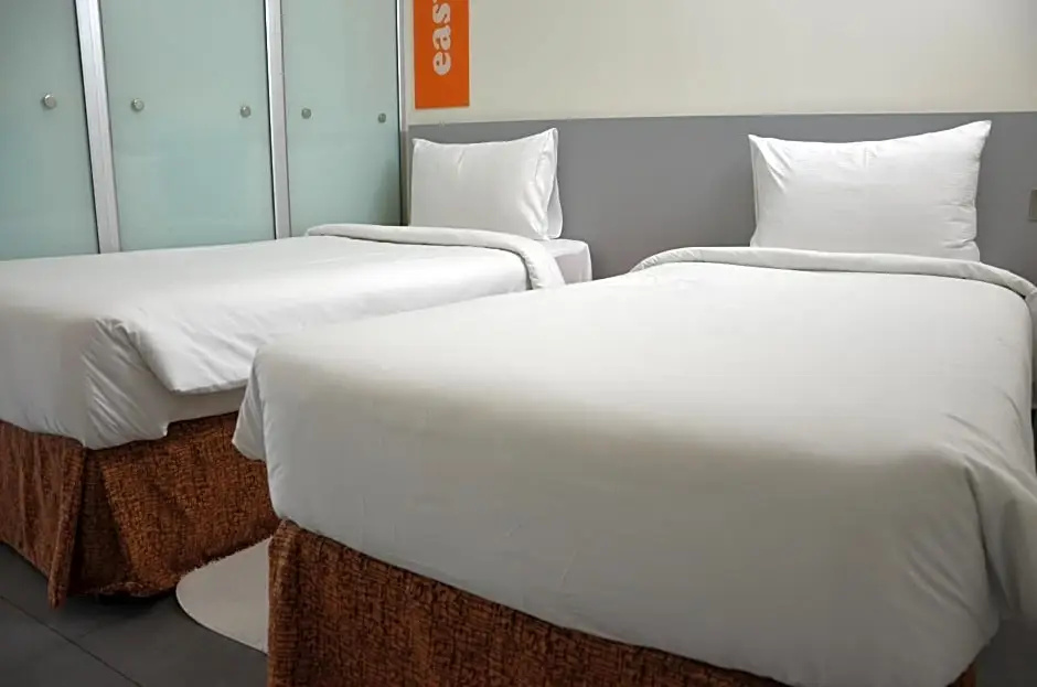 Standard Double room (twin beds)
