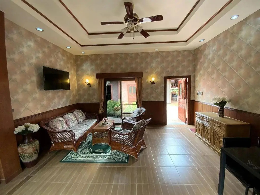 1 Bedroom Suite