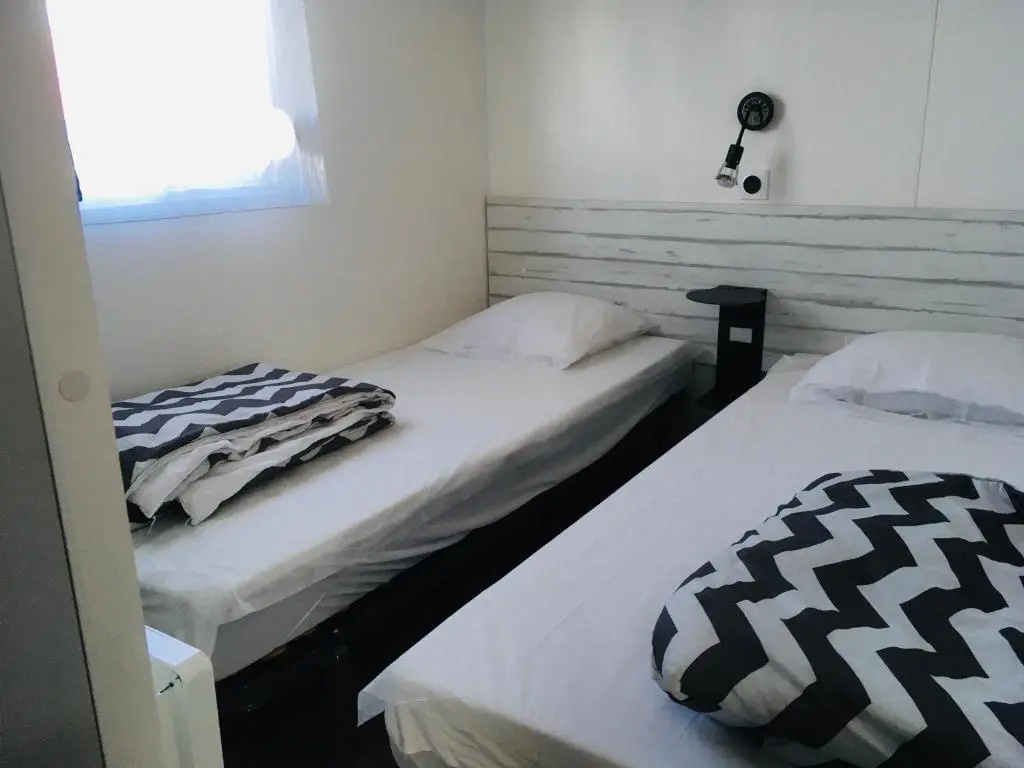 Voir la photo 3 — Camping la Haie Penée ****