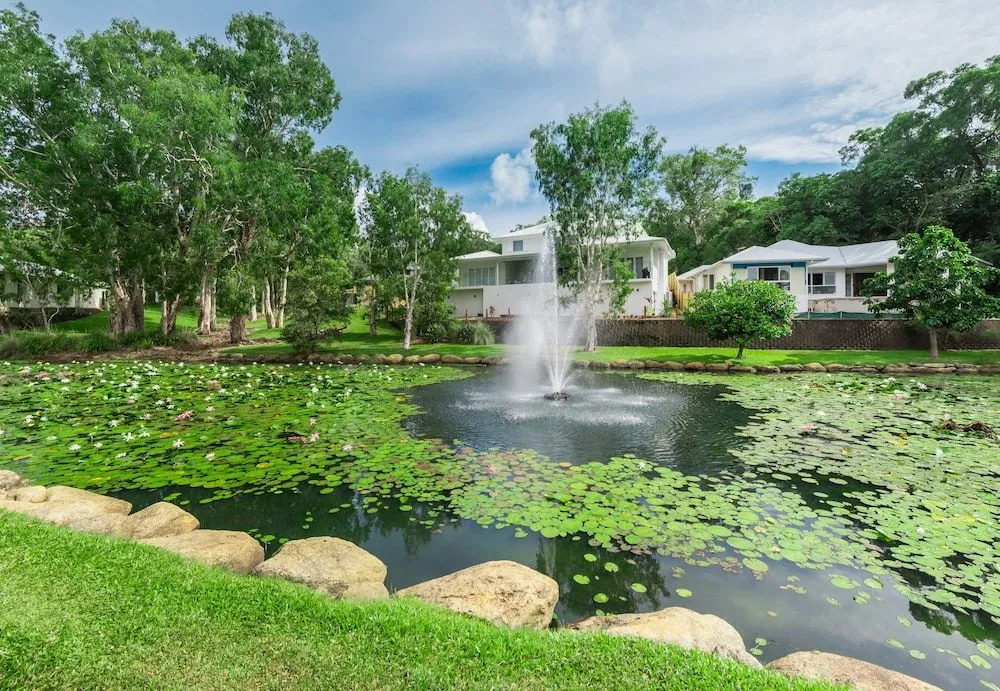 Coral Coast Apartments Palm Cove AVC