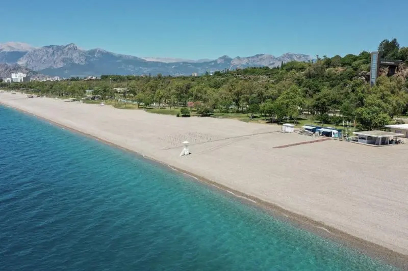 Beach & Waterfront
