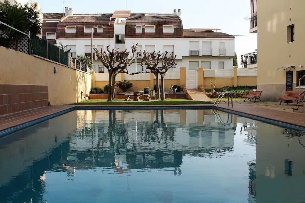 Apartamento Bellamar con terraza y piscina