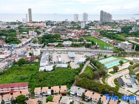 The Orange House Pool Villa Pattaya