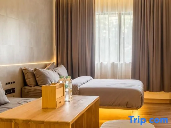 Standard room with city view