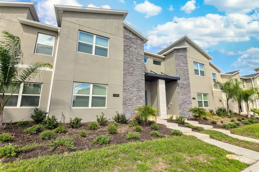 Felicia's Stylish Champions Gate Townhome