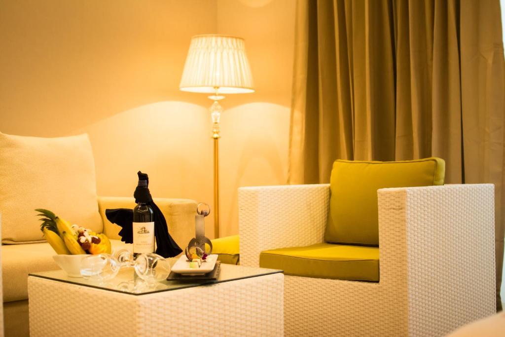 The Golden Crown Hotel