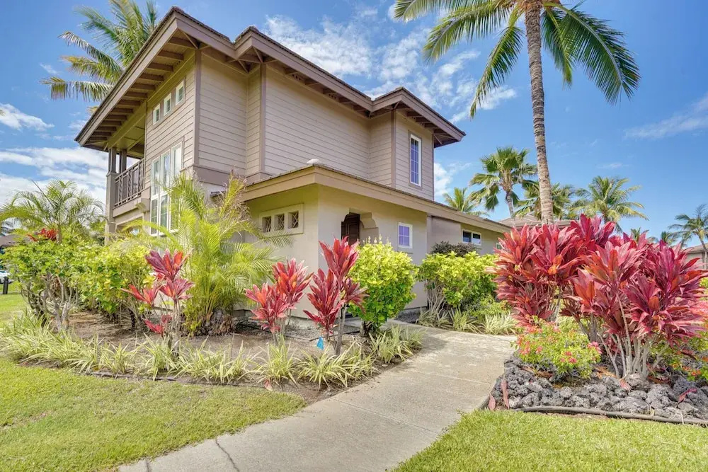 1 Mi to Coast + Shops: Waikoloa Beach Getaway!
