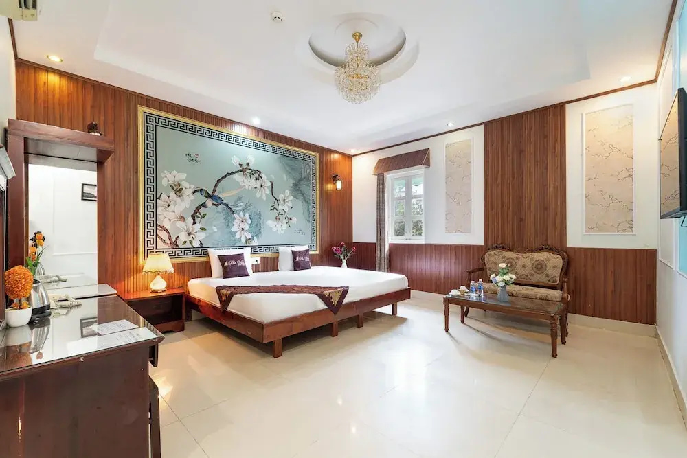 Superior Double room with balcony (full double bed)