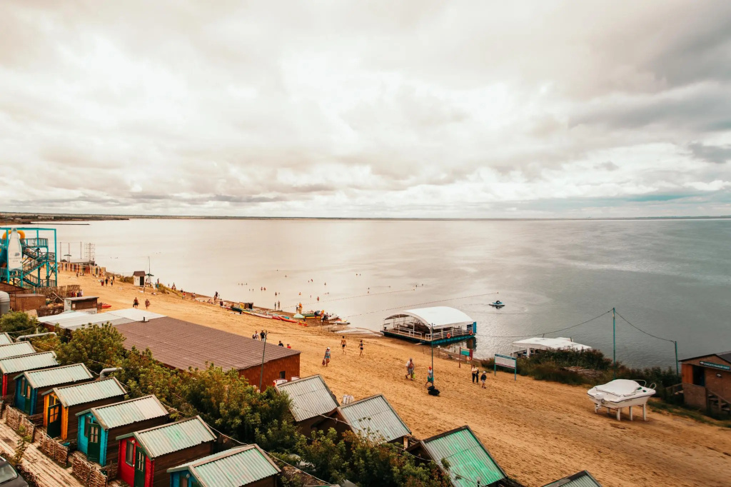 Beach & Waterfront
