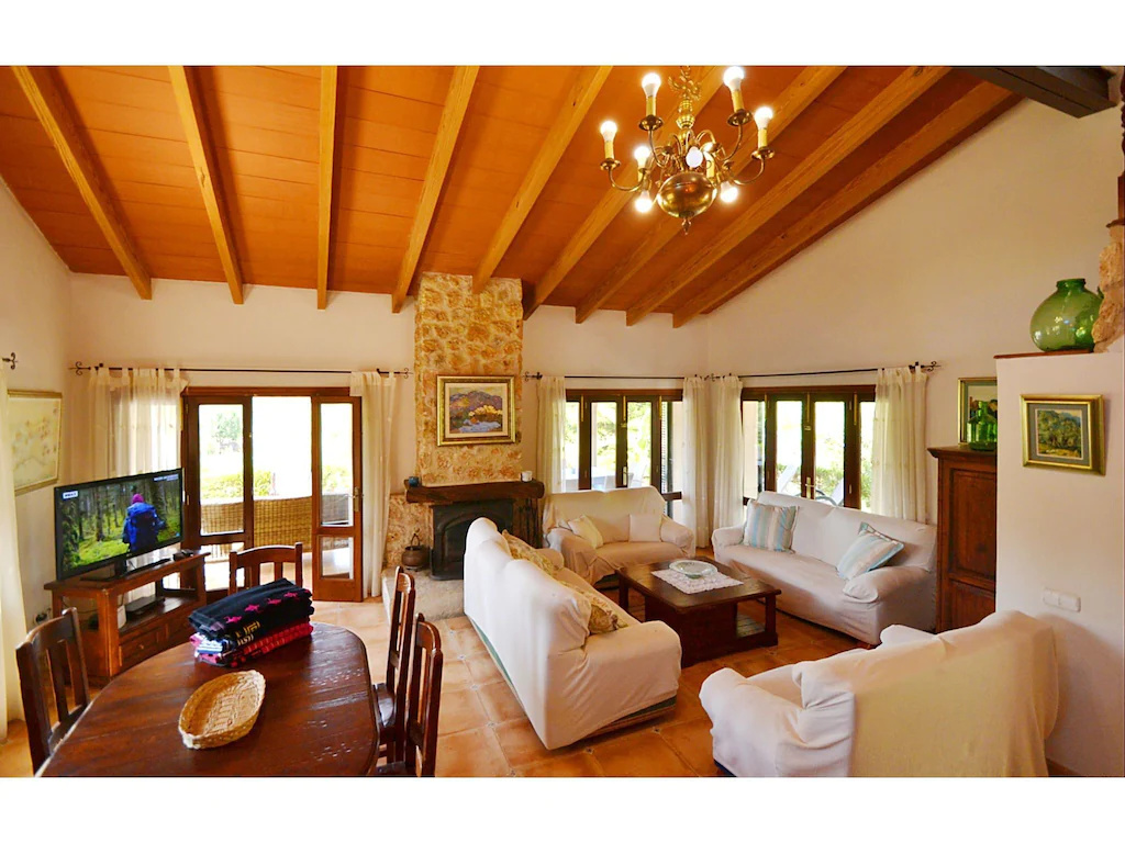 Heritage Mansion in Mancor de la Vall with Private Pool