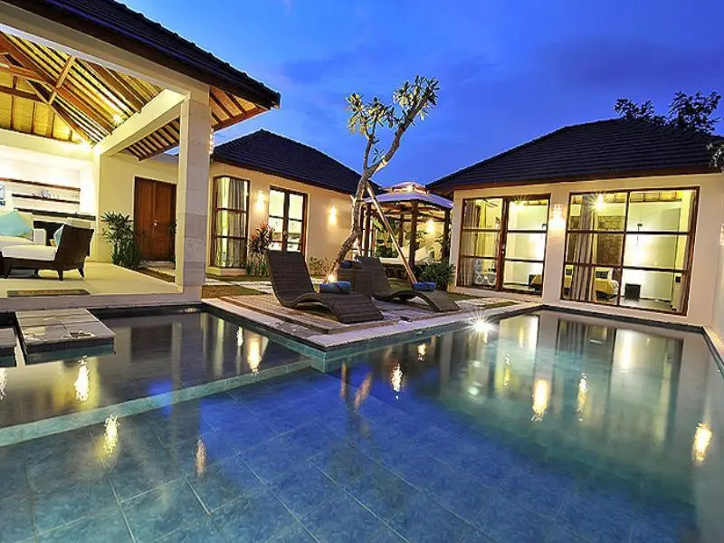 3 Bedrooms Villa
