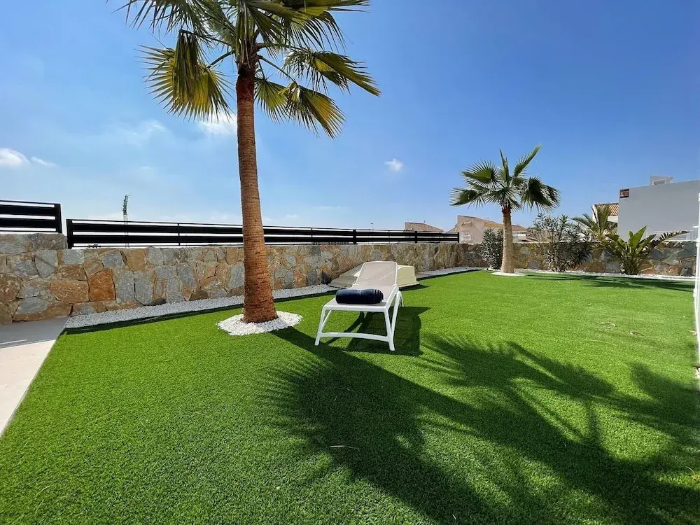 Modern Villa Near Guardamar