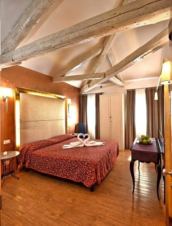 1 Bedroom Deluxe Quadruple room (full double bed)