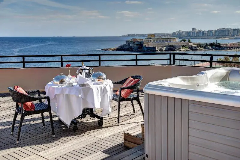 Radisson Blu Resort, Malta St. Julian's - Chambres