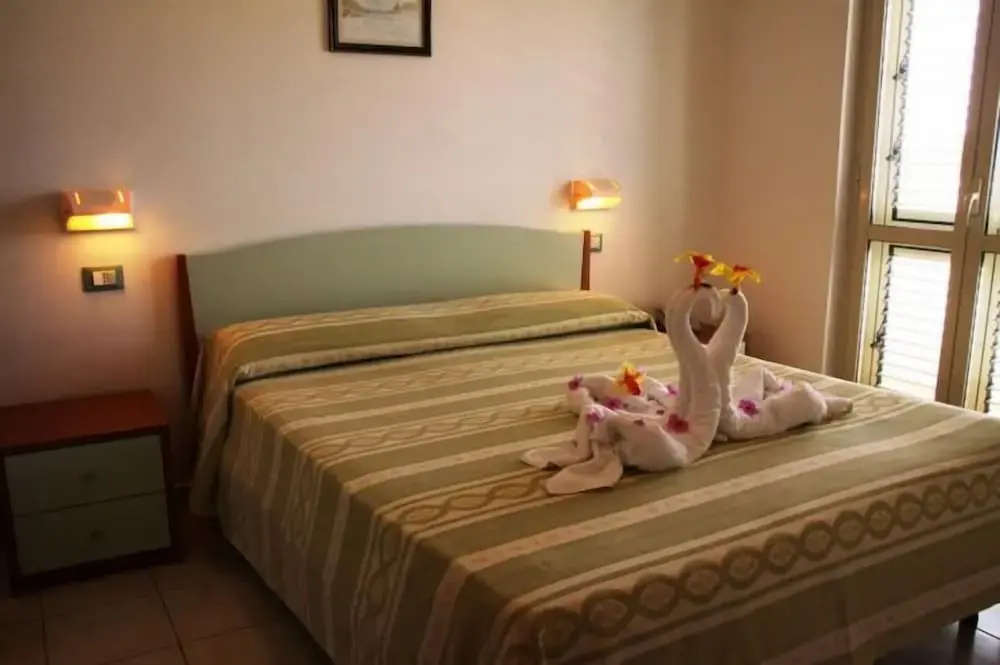 Hotel Eolo Capo Vaticano - Chambres