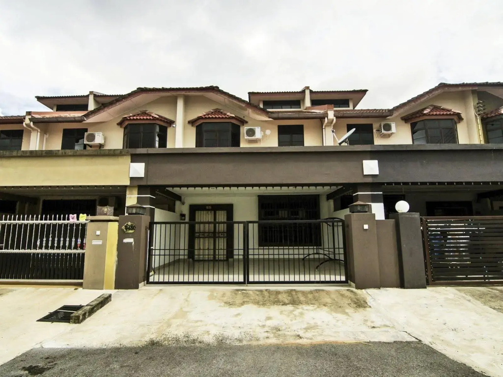 Sakura Gita Guesthouse
