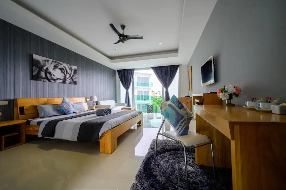 Superior Double room (full double bed)