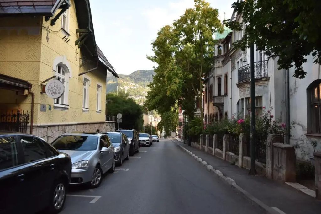 Charming Studio in City Center-Excellent Location