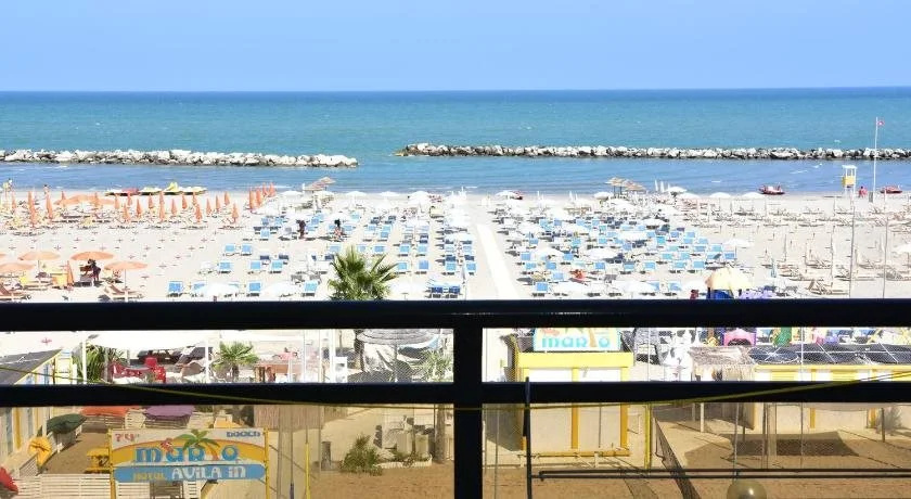 Beach & Waterfront