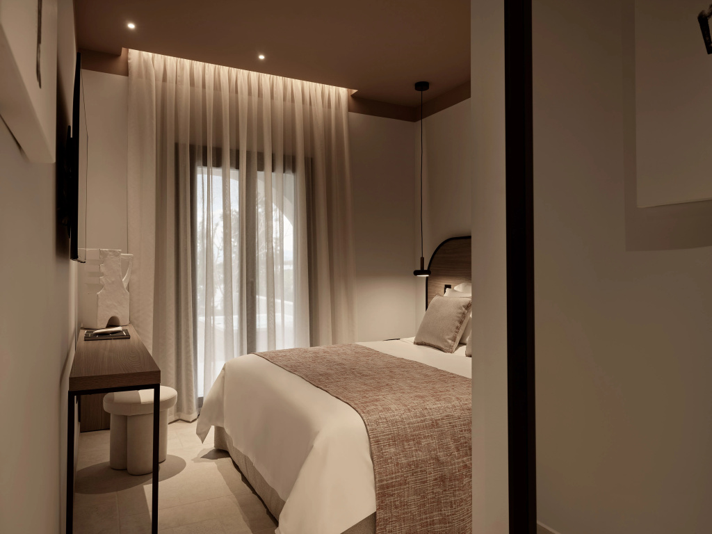 NAUMA PAROS Design Boutique Hotel-Adults Only — 3