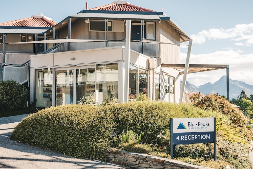 Blue Peaks Apartments