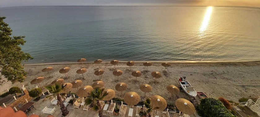 Beach & Waterfront