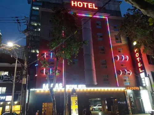 Hotel photo 1