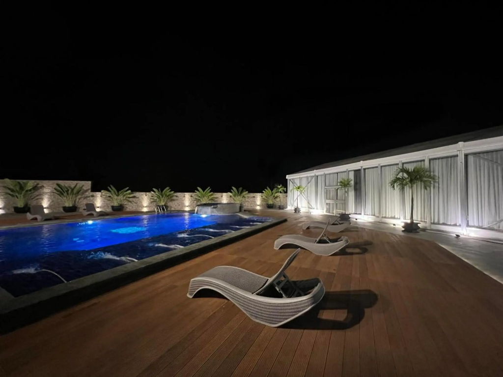 Grand Regal Hotel Davao - фото 17