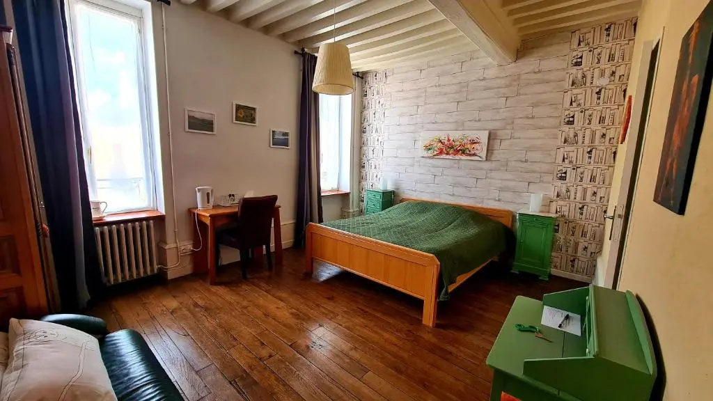 Standard Double room (full double bed)