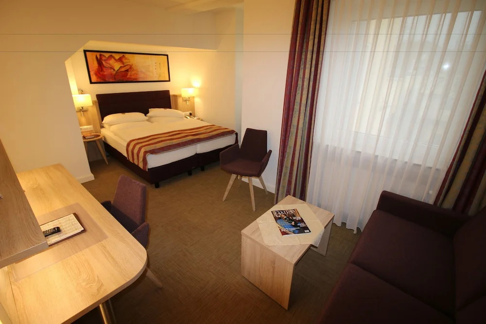Hotel zum Adler — 2