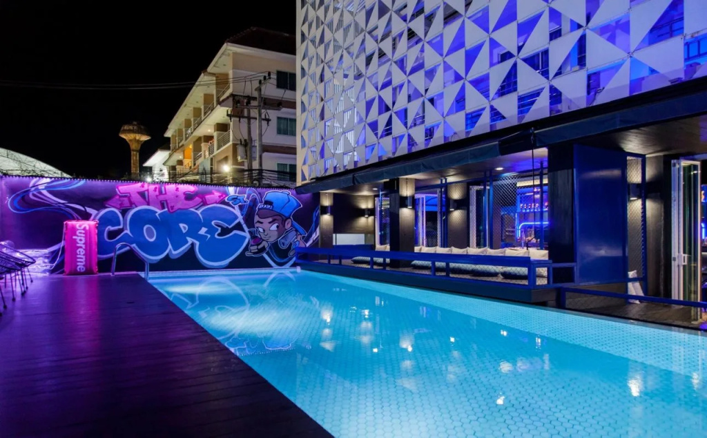 Pool